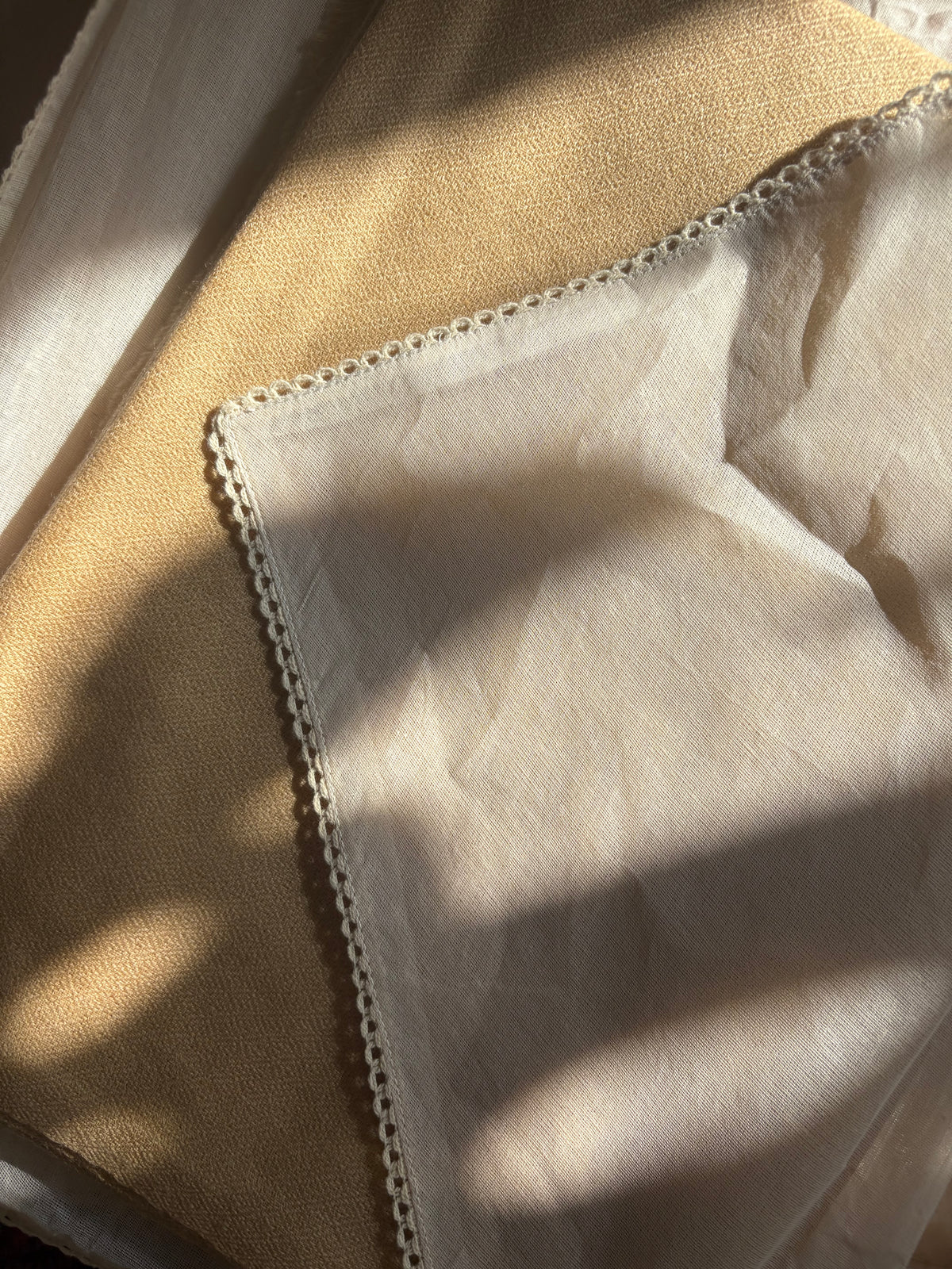 The Highland Wool-Silk Stole in Champagne