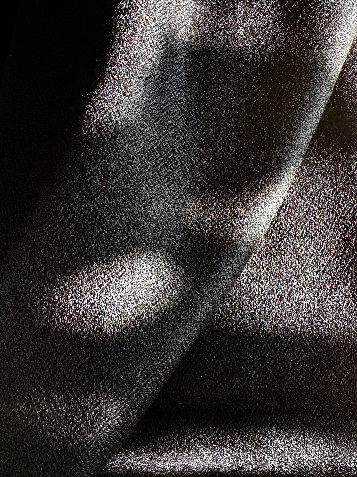 The Highland Wool-Silk Stole in Black