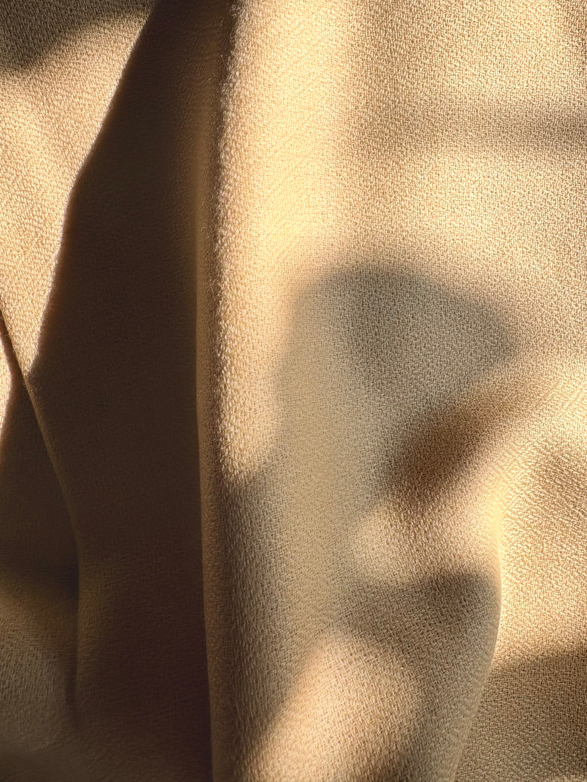 The Highland Wool-Silk Stole in Champagne